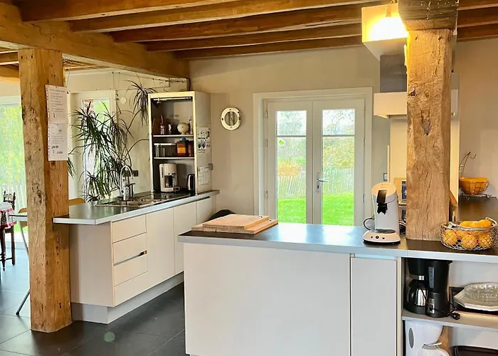 La Ferme De Beauvoorde - 13 Personnes Holiday home Steenvoorde